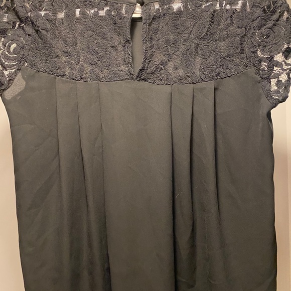 Forever 21 black lace top - Picture 2 of 3